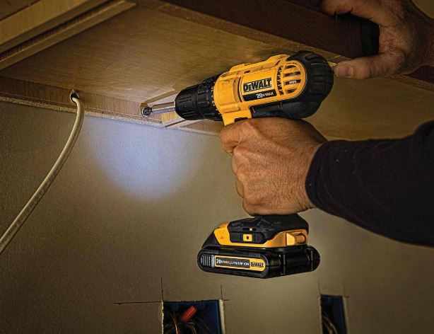 5 Best Dewalt Cordless Drills in the market