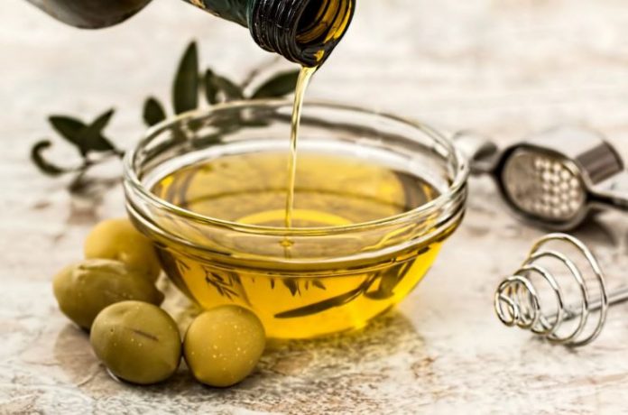 5 Common Mistakes People Make When They Buy Italian Olive Oil