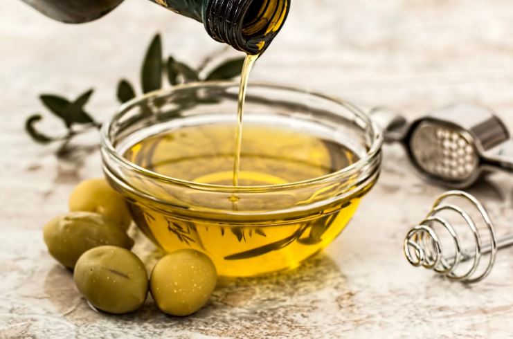 5 Common Mistakes People Make When They Buy Italian Olive Oil