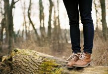 How you can reap the full benefits of standing & beat the pain REAP THE FULL BENEFITS OF STANDING AND BEAT THE PAIN