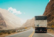 When to Contact a Truck Accident Lawyer