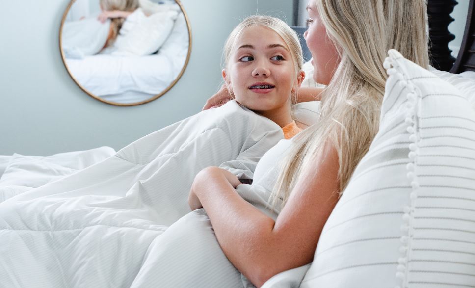 Feel Comfortable in Hot Summer by Using Elegear Arc-chill Eco-friendly Cooling Comforter
