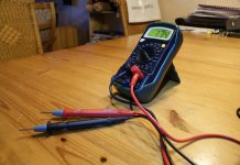 Digital and Analogue Multimeters: Which Is Better? multimeters