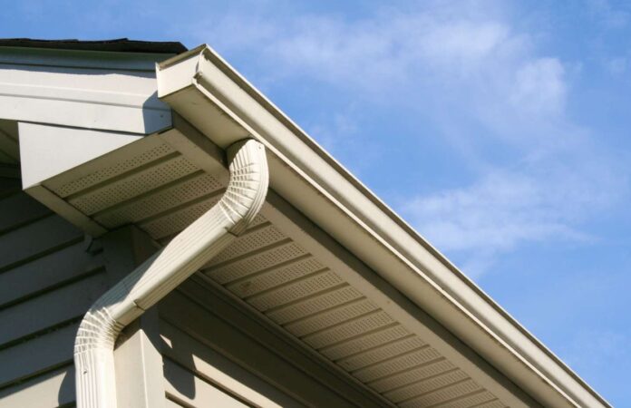 The Hidden Dangers of Clogged Gutters